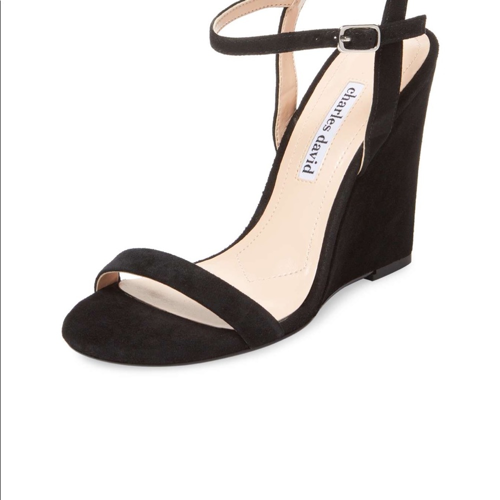 Charles David wedge queen shoes